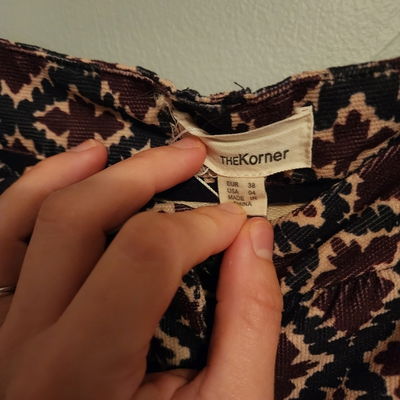 Geometric Patterned Pants - Picture 4 of 4